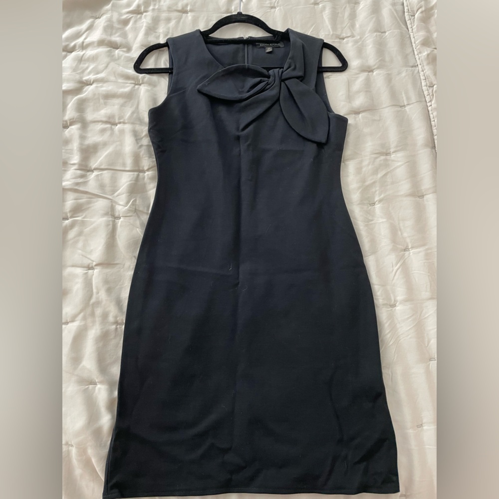 Banana Republic Black Shift Dress - Size 4P